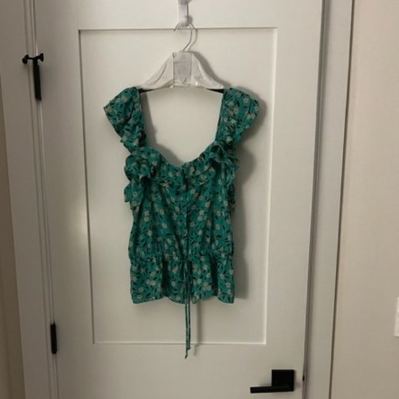 Cabi Small Festival Tank - Picture 2 of 4